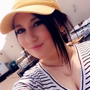 Meet your Posher, Tiffani